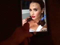 Demi Lovato cum haraç