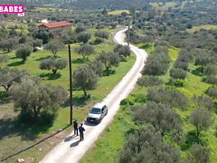 Poliziotti falsi si scopano estranei