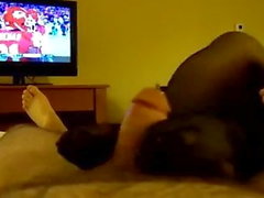 Sexy BBW in calze succhia Hubby e dà Hot Giochi di piedi