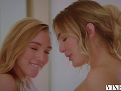 VIXEN Kendra Sunderland und Blair Williams Teilen einen Hahn