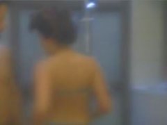Valossa világ todellisuus televisio - Fanni masturboi Dennis suihkuhuoneessa
