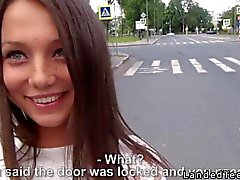 Bel Russian di POV anale teen fottuto