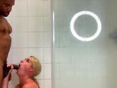 Transserotica trans nikki bösartig gestärkte thompsons bbc