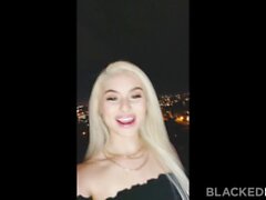 BlackAdaw Tiny Blonde BBC-Hungry Aria Fucks vicino