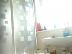 Kızgın Indian Kız Hidden Banyo Nü Clip skandalı