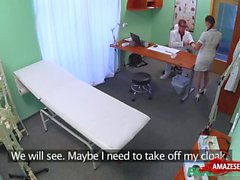 Сексуальная медсестра хардкор с кремом