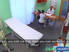 FakeHospital Seksi yeni hemşirenin çalışan likes