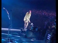 Guns N 'Roses - bussare alla porta del cielo - Live in Tokio 1,992 mila