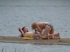 С парой постановляет ебать при нудисткий пляж