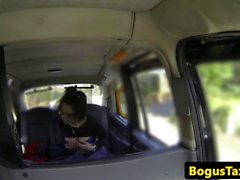Spagnolo bambino Spex di taxi arsefucked dal cabbie