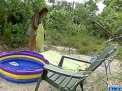 Baby sitter Latina con il tette grosse e ass enormi la rasatura in