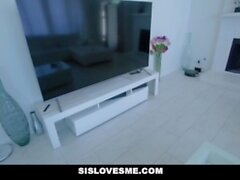 La hermanastra caliente folla el video jugador de video de video virgen - Sislovesme