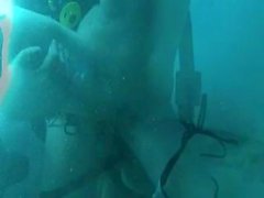 Underwater SEX