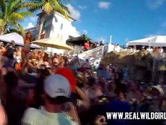 Pool Party Pussy Twerking and Fingering