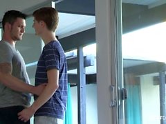 NextDoorRaw I Love Raw Bareback fickt junge College-Jungs