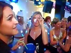 hala våta orgier fest blowjob