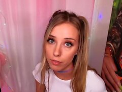 Pigtails Stepteen é uma merda durante o sexo de POV