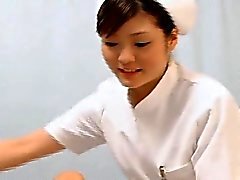 Untertitelt POV japanischen nurse Handjob Position mit der Facesittings