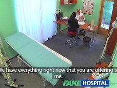 FakeHospital Señora de ventas sexy hace médico cum dos veces que llegar a un acuerdo