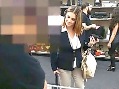 Della donna di affari procace scopare da pegni uomo nel backroom