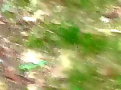 Outdoor-Mist gefangen in den Wäldern Mastubate versteckte cam