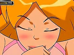 Totally Spies pornoa - uimaranta bitch Clover