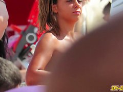 Sexy Amatör Topless Teen Voyeur Beach Yakın Çekim