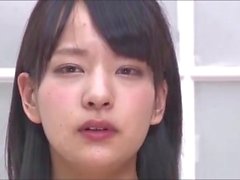 News Reader Abe Mikako swallows 11 carichi