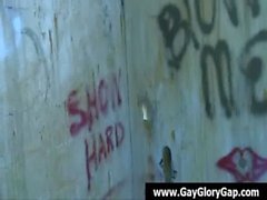 Homosexuell Hardcore- Gloryhole Sex Porno und böse Homosexuell Hand 13.