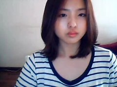 Nette koreanische Mädchen auf Webcam