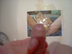 Great Piss Tribute d'un membre xHamster :)